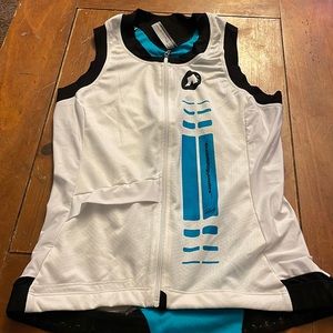 Assos biking shirt size medium